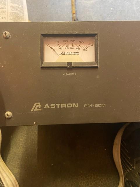 Astron Rm-50m 50-amp Rackmount Linear Power Supply Bin 30 Vi