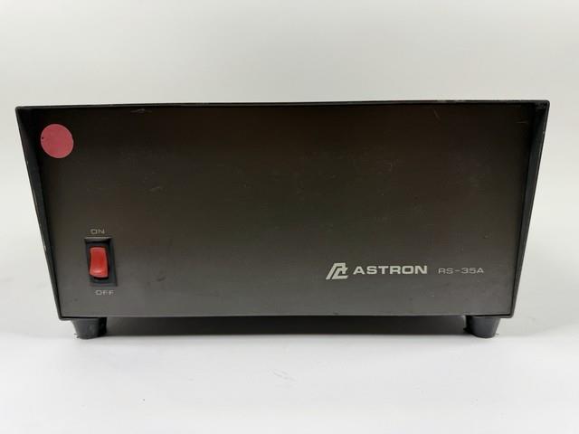 Astron Rs-35a Linear Regulated Dc Power Supply 35a Peak Ham Radio Tested Good