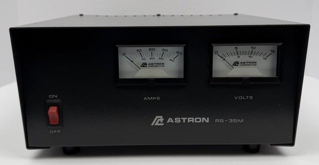 Astron Rs-35m Linear Dc Power Supply 13.8v 35a Amp/volt Meters Ham Parts/repair